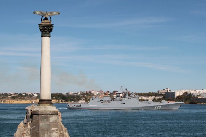 Sevastopol jako sídelní město ruské Černomořské flotily je obzvláště přísně střežen. Foto: Pavel Rebrov, Reuters