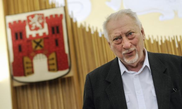 Ve věku 86 zemřel 10. listopadu 2018 večer novinář a publicista Jan Petránek. Foto: ČTK