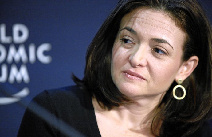 Sheryl Sandbergová, COO společnosti Facebook. Foto: Jolanda Flubacher, World Economic Forum / Wikimedia Commons.