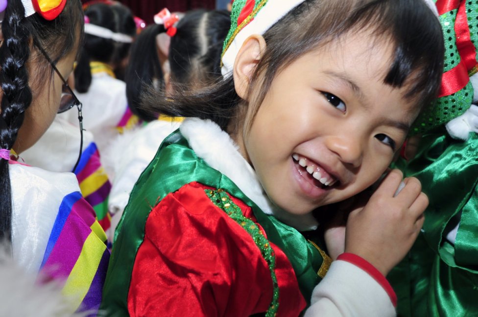 Z Vánoc se v Jižní Koreji těší nejen děti, ale také milenci. Boží hod tam pokládají za jeden z nejromantičtějších dnů v roce. Foto: Osan Air Base
