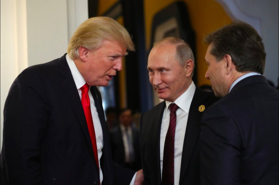 Donald Trump a Vladimir Putin v přátelském hovoru. Foto: Kremlin.ru