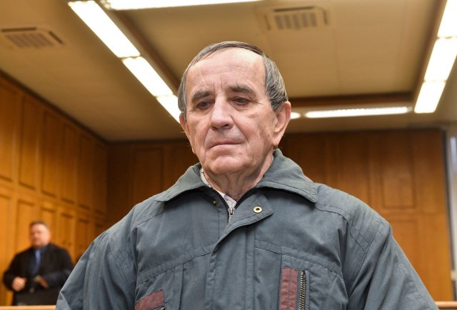 Důchodce Jaromír Balda u soudu. Foto: ČTK