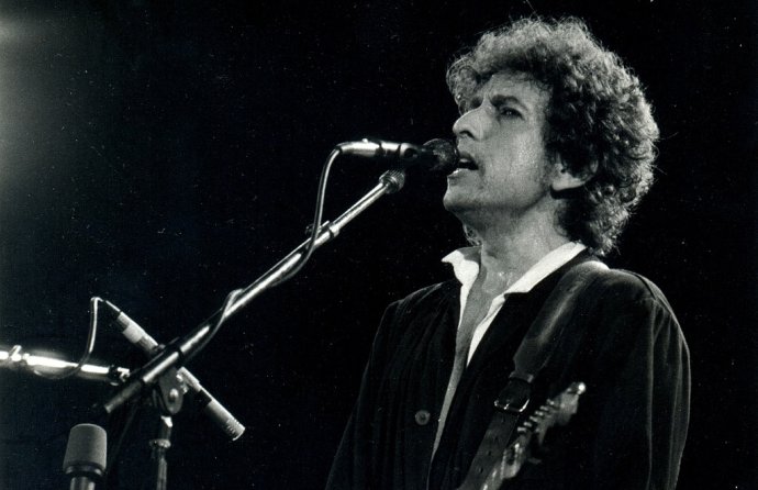 Bob Dylan zamlada. Foto: Xavier Badosa, Wikimedia Commons.