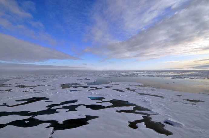 Severní ledový oceán je v nebezpečí. Rusko tudy posílá stále více ropy. Zdroj: Pixabay