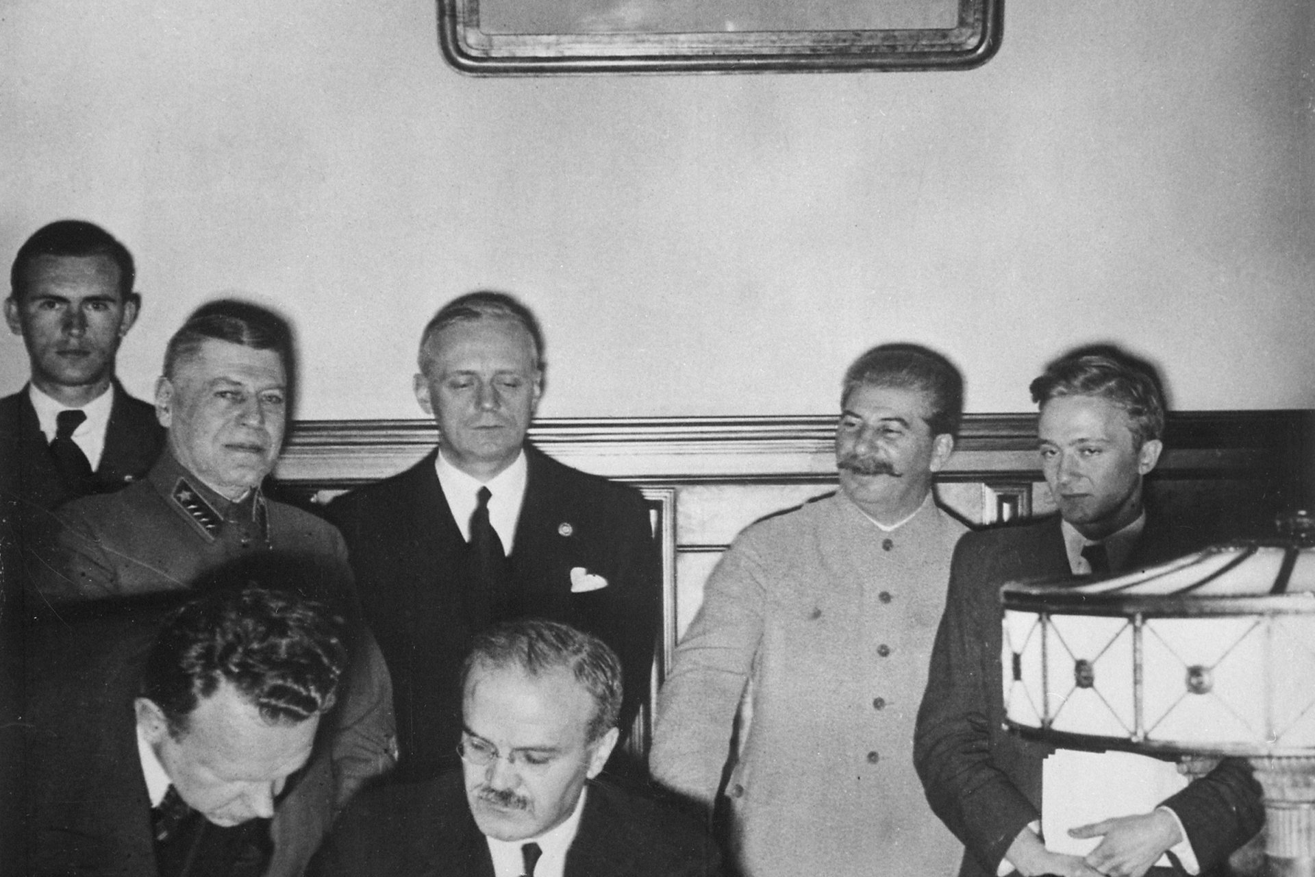 подписание договора о ненападении между ссср и германией