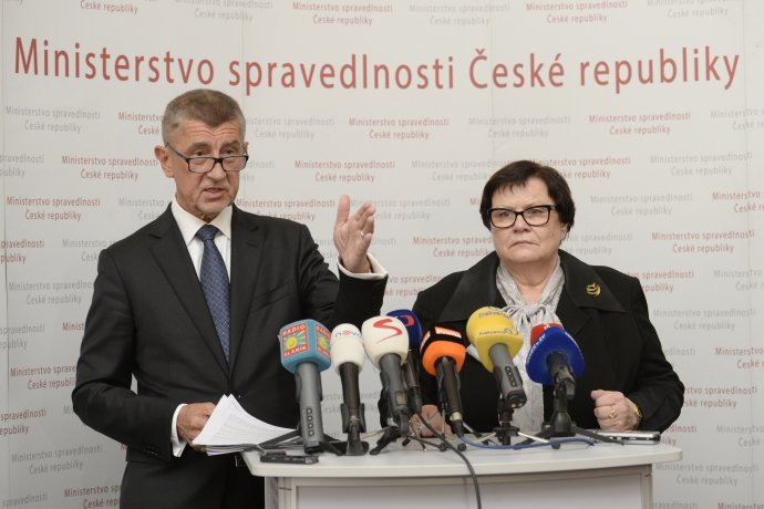 Předseda vlády Andrej Babiš a ministryně spravedlnosti Marie Benešová. Foto: ČTK