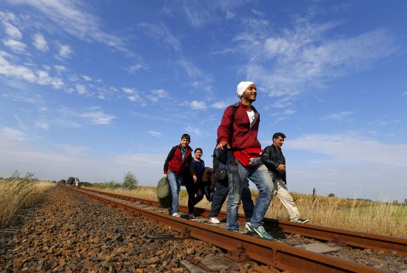 Syrští uprchlíci na cestě do Evropy. Foto: Reuters/Laszlo Balogh