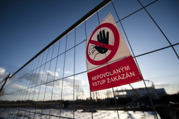 Ke stavebnímu zákonu se nikdo nehlásí. Dokumenty potvrzují zapojení vlivné advokátní kanceláře