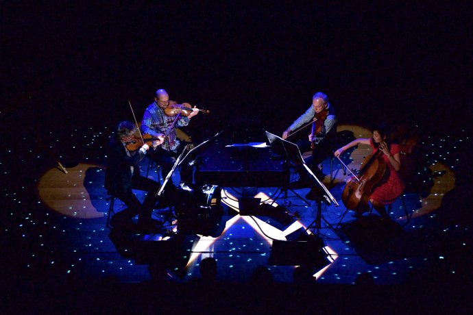 Kronos Quartet z roku 2015. Foto: Evan Neff