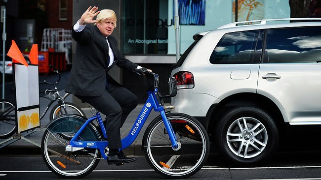 Vášnivý cyklista Boris Johnson na svém dopravním prostředku. Foto: European Cyclists‘ Federation, flickr.com, CC BY 2.0