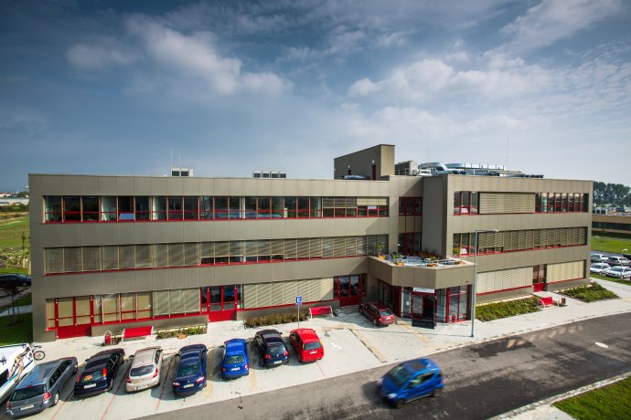Zaměstnanci Regionálního centra pokročilých technologií a materiálů vyhlásili koncem prázdnin stávkovou pohotovost. Foto: RCPTM