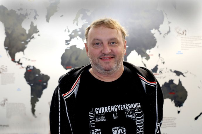 Zakladatel české odnože firmy Tycoon69 lákající na poukázky na neexistující kryptoměnu. Foto: Ludvík Hradilek, Deník N
