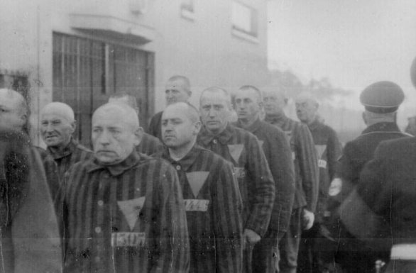 Vězni v nacistickém koncentračním táboře Sachsenhausen. Foto: autor neznámý