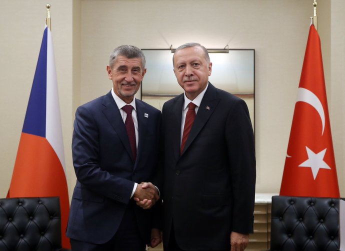 Premiér Andrej Babiš s tureckým prezidentem Recepem Erdoganem při setkání v New Yorku. Foto: Turkish Presidency