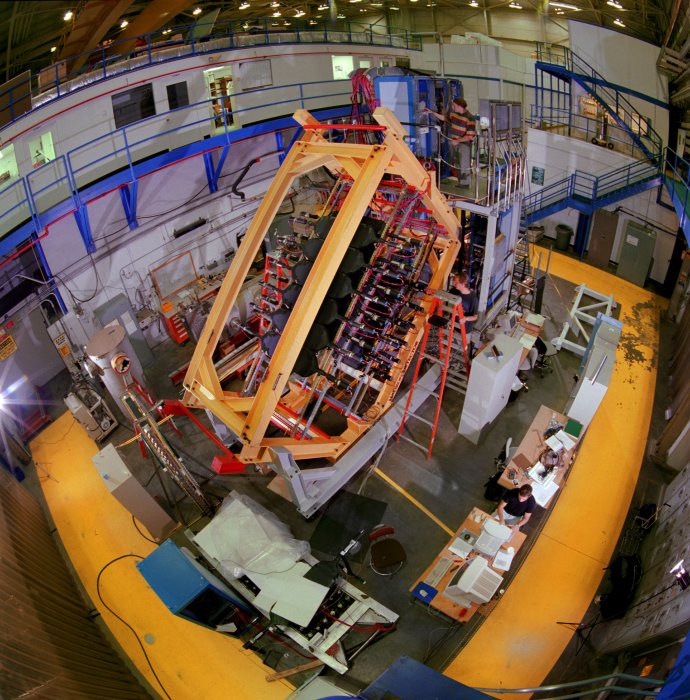Jeffersonova laboratoř ve Virginii je jedním z míst, kde se bude hledat částice X17. Foto: public domain.