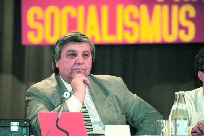 Předseda Strany československých komunistů Miroslav Štěpán na snímku z roku 1997. Foto: ČTK