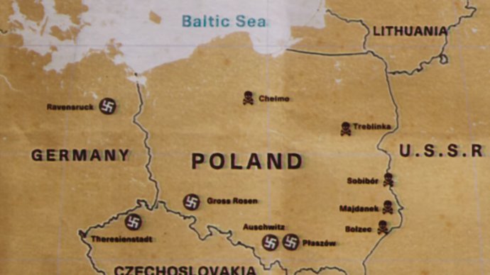 Mapa v dokumentu, proti které se ohradil polský premiér. Zdroj: Netflix