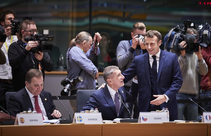 Andrej Babiš s Emmanuelem Macronem, vlevo švédský premiér Löfven na summitu EU o uhlíkové neutralitě, brexitu a rozpočtu. Foto: EU