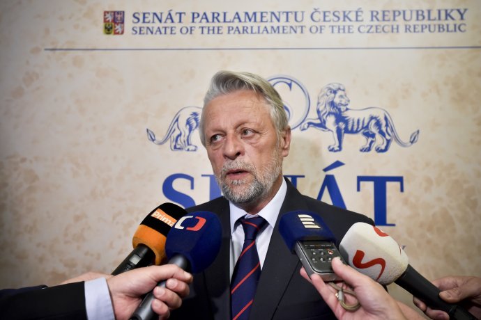 Jedním z členů výboru pro personální nominace je bývalý ministr vnitra a senátor František Bublan (na snímku z května 2018). Foto: Vít Šimánek, ČTK