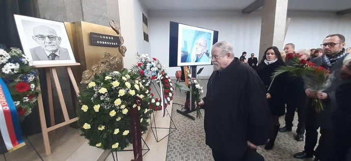 Poslední rozloučení s Lubošem Dobrovským v krematoriu v pražských Strašnicích. Foto: Petra Procházková, Deník N