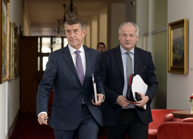 Premiér Andrej Babiš a ministr zdravotnictví Roman Prymula. Foto: ČTK