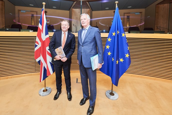Vyjednavači EU a Británie Michel Barnier a David Frost během prvního dne postbrexitových jednání v Bruselu. Foto: Dati Bendo, EU, EC – Audiovisual Service