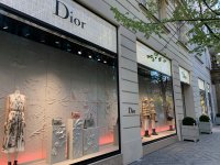 Pařížská ulice, Dior. Foto: Jana Ciglerová, Deník N