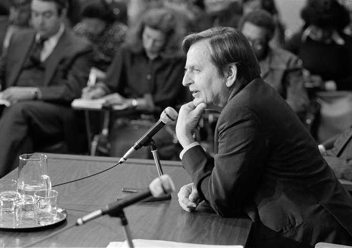 Olof Palme jako vyjednavač OSN ve válce Íránu s Irákem. Foto: Milton Grant, UN Photo