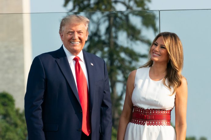 Donald Trump a jeho žena Melania se chtějí vrátit do Bílého domu. Foto: D. Myles Cullen, White House