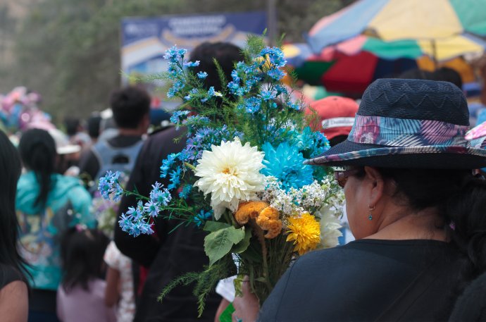 Za normálních okolností je v Peru každý pohřeb obrovskou událostí, na níž se sejde spousta lidí. Teď jich při něm může být jen několik a to ještě musí uplatit hřbitovní zřízence. Ilustrační foto: Adobe Stock