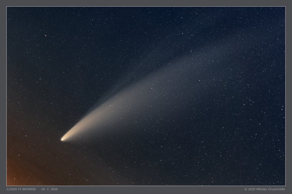 Astronomický Snímek dne podle NASA: fotografie komety Neowise Miloslava Druckmüllera.