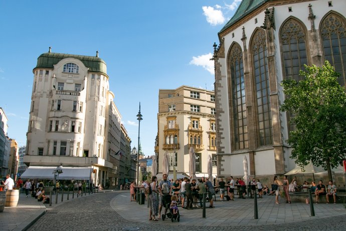 Jihomoravskému kraji pomáhá i to, že se zde nachází Brno, druhé největší město v republice. Pociťuje to na svém HDP, ale i na množství vysokoškoláků v kraji. Foto: Karolína Poláčková, Deník N