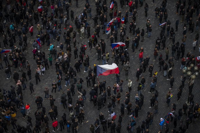 Demostrace na Staroměstkém náměstí v Praze. Foto: Gabriel Kuchta, Deník N