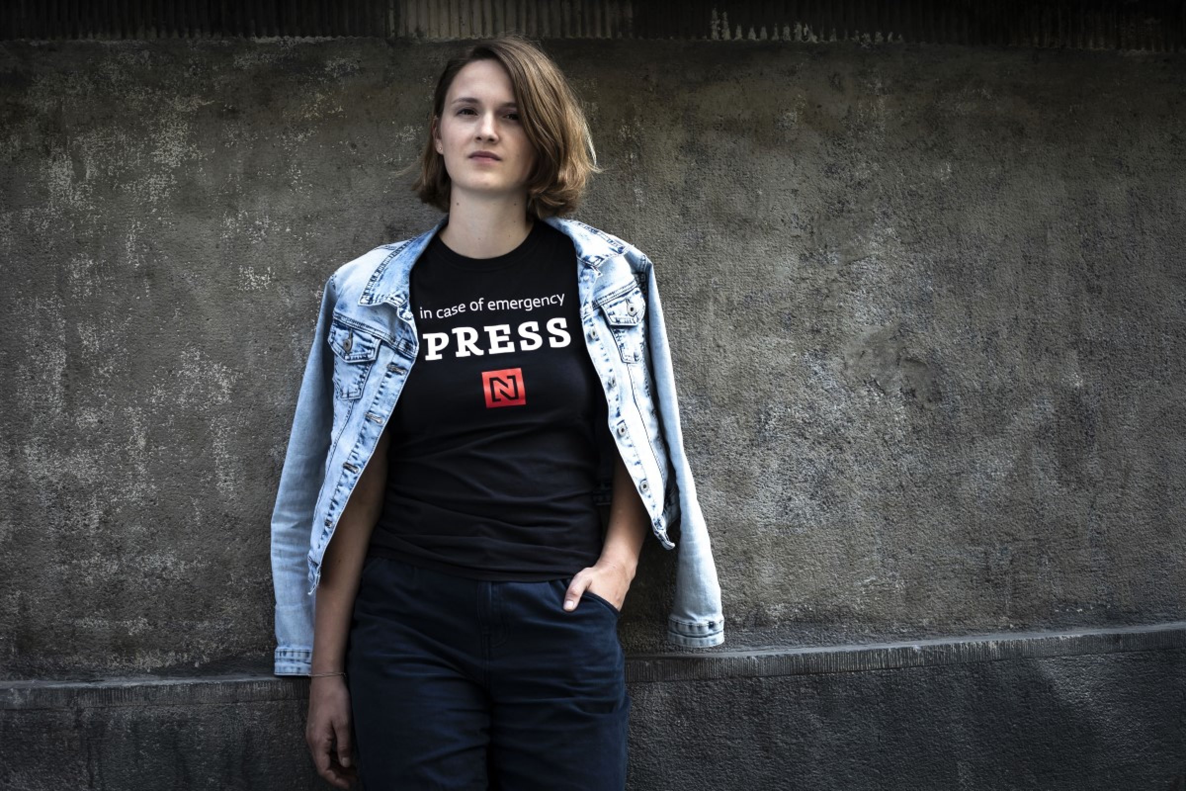 Dámské tričko „PRESS N“ (velikost M)
