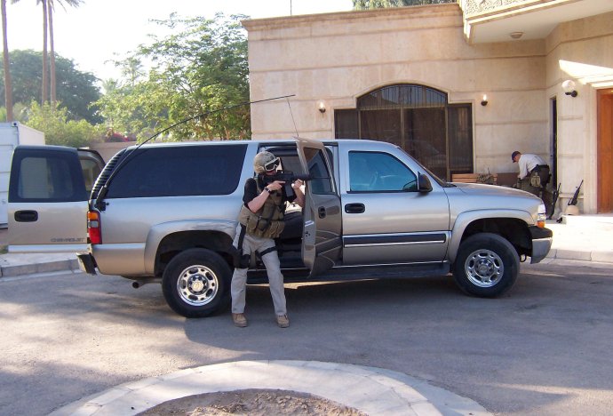 Ilustrační foto. Příslušník soukromé bezpečnostní agentury v Iráku. Foto: Jamesdale10. Flickr / Wikimedia Commons CC BY 2.0