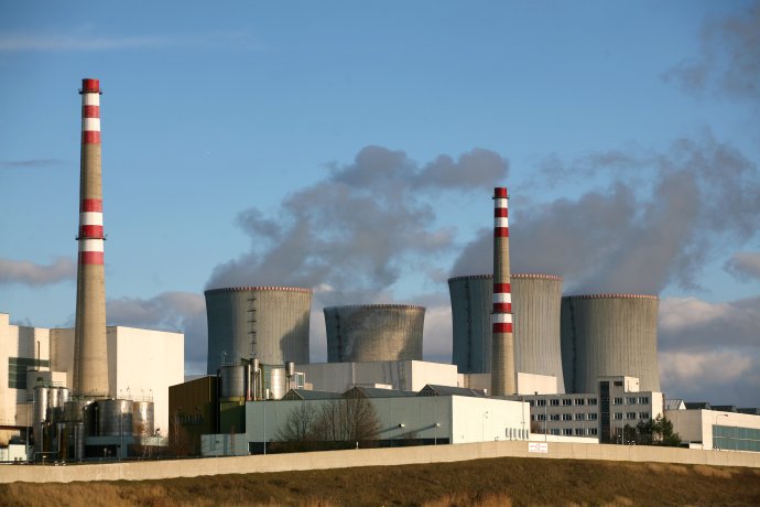Jaderná elektrárna Dukovany. Aktuální tendr počítá s výstavbou jednoho nového bloku. V elektrárně by ale mohly vzniknout rovnou dva. Foto: ČTK