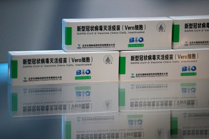 Vakcína Vero Cell (BBIBP-CorV) vyvinutá čínskou státní společností Sinopharm (CNPGC). Foto: Wang Tching-šu, Reuters