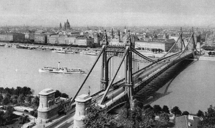 Kniha Johna Lukacse může českému čtenáři nabídnout pohled na střední Evropu z perspektivy, kterou možná úplně neznal, pokud nešlo o hungaristu. Foto: Flickr
