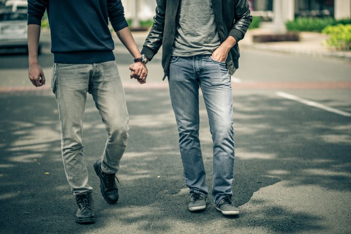 Gay pár. Foto: Adobe