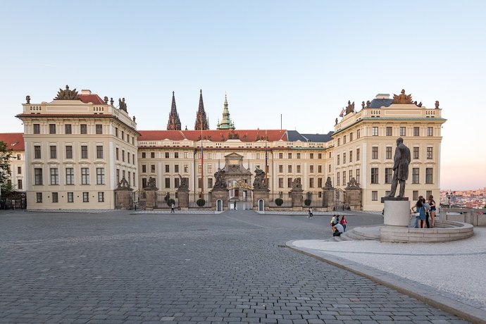 Hlavní vstup do areálu Pražského hradu. Foto: Tilman2007