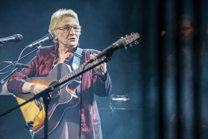 Legenda s kytarou. Foto: Petra Hajská