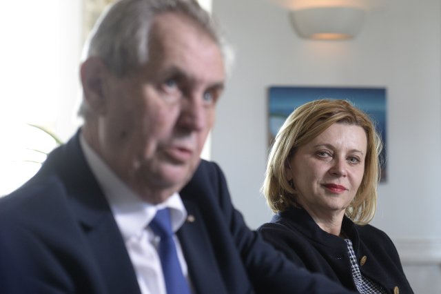 Miloš Zeman a Ivana Červenková při prezidentově návštěvě ve Vídni 4. dubna 2019. Foto: Kateřina Šulová, ČTK