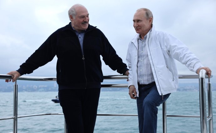 Putin má Soči rád a rád tu přijímá i návštěvy. V tomto případě Alexandr Lukašenko. Foto: kremlin.ru