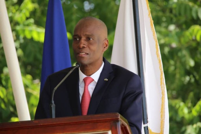 Prezidenta Haiti Jovenela Moïseho připravili o život ozbrojenci, kteří v noci na 7. července vnikli do jeho rezidence. Foto: Ministère de la Communication, Haiti