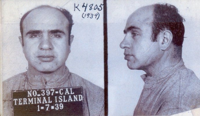 Al Capone v roce 1939 – v roce svého předčasného propuštění z vězení kvůli následkům syfilidy. Foto: FBI
