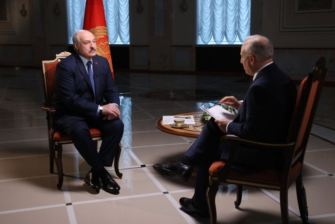 Rozhovor běloruského vládce Alexandra Lukašenka s reportérem BBC Stevem Rosenbergem. Foto: úřad prezidenta, president.gov.by