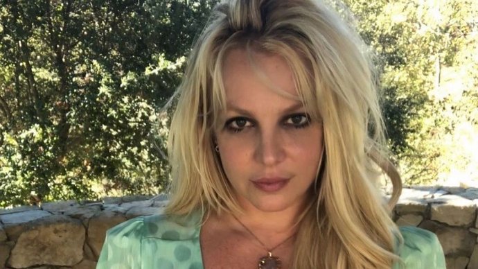„Děkuju vám, zachránili jste mi život,“ vzkázala zpěvačka Britney Spears svým fanouškům, kteří několik let upozorňovali na podivné opatrovnictví, jež nad ní držel její otec. Foto: Instagram Britney Spears