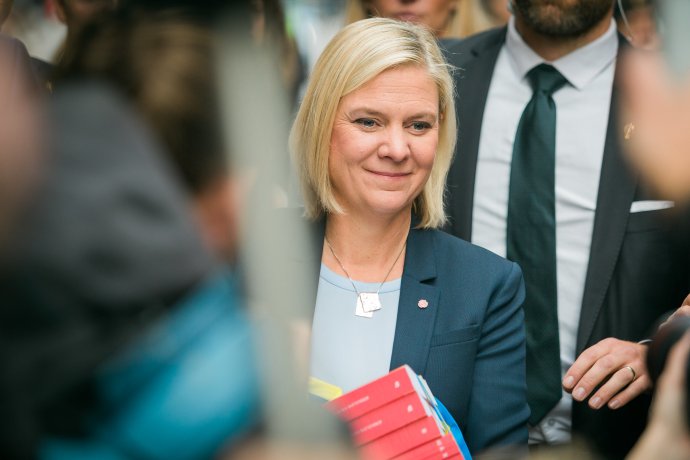 Magdalena Anderssonová se v politice pohybuje už od střední školy. V 90. letech vstoupila do vysoké politiky, byla poradkyní premiéra Görana Perssona, státní tajemnicí na ministerstvu financí a ředitelkou Švédské daňové agentury, až se nakonec stala ministryní financí. Foto: Socialdemokraterna, Flickr, CC BY-NC-ND 2.0
