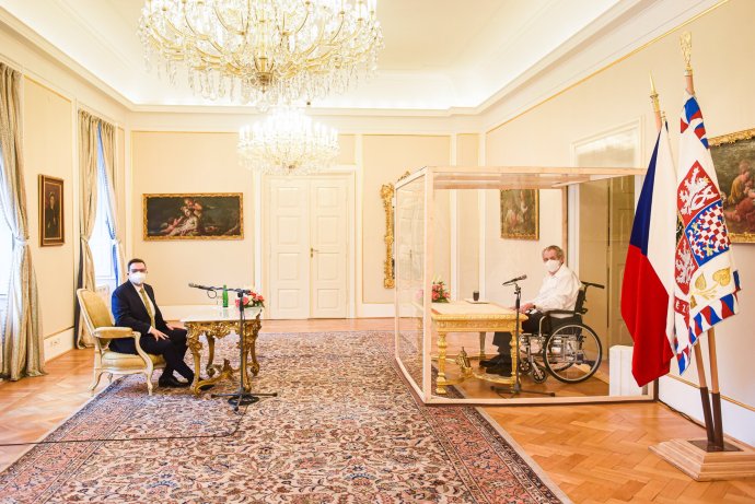 Kandidát na ministra zahraničí Jan Lipavský (Piráti) na schůzce s prezidentem Milošem Zemanem v Lánech. Foto: mluvčí prezidenta republiky