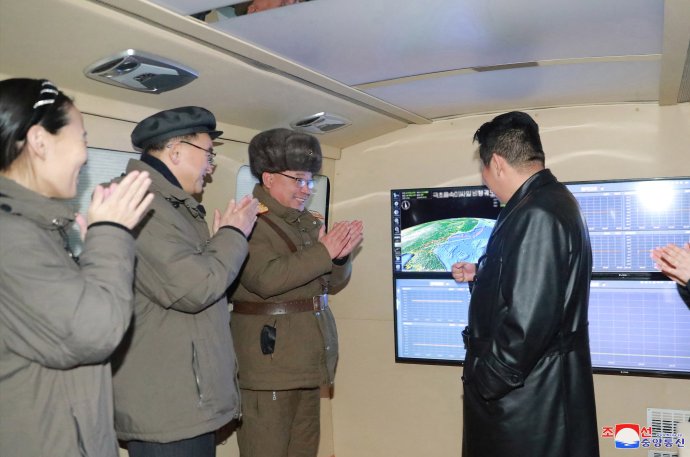 Severokorejský raketový test. Foto: KCNA via Reuters